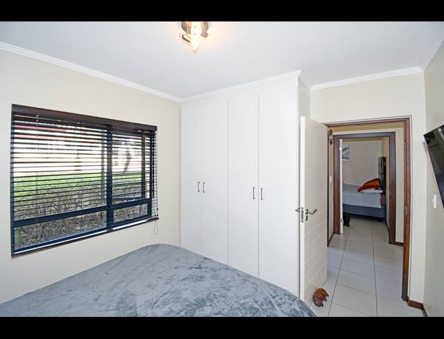 2 BEDROOM APARTMENT FOR SALE IN NORTH RIDING AH